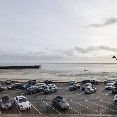 Studio 2 Pers Au Dernier Etage Vue Mer Cancale Eksteriør billede